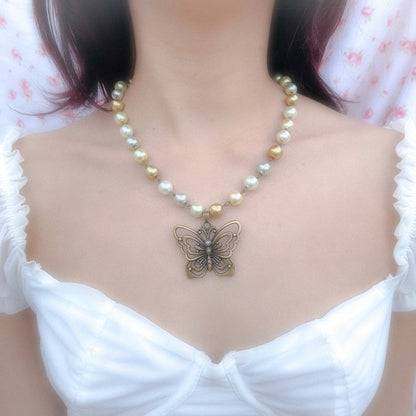 “Donarch“ Necklace